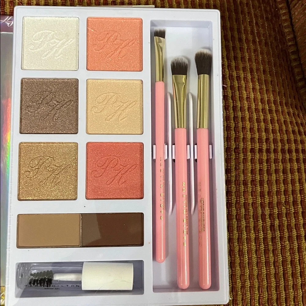 Paris Hilton Holographic Beauty Palette